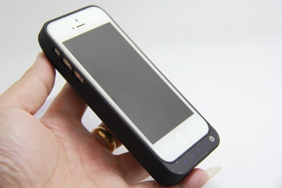 良い品質 Iphone 5C 移動式力銀行外的な電池の電話箱 ROHS/セリウム 売上高